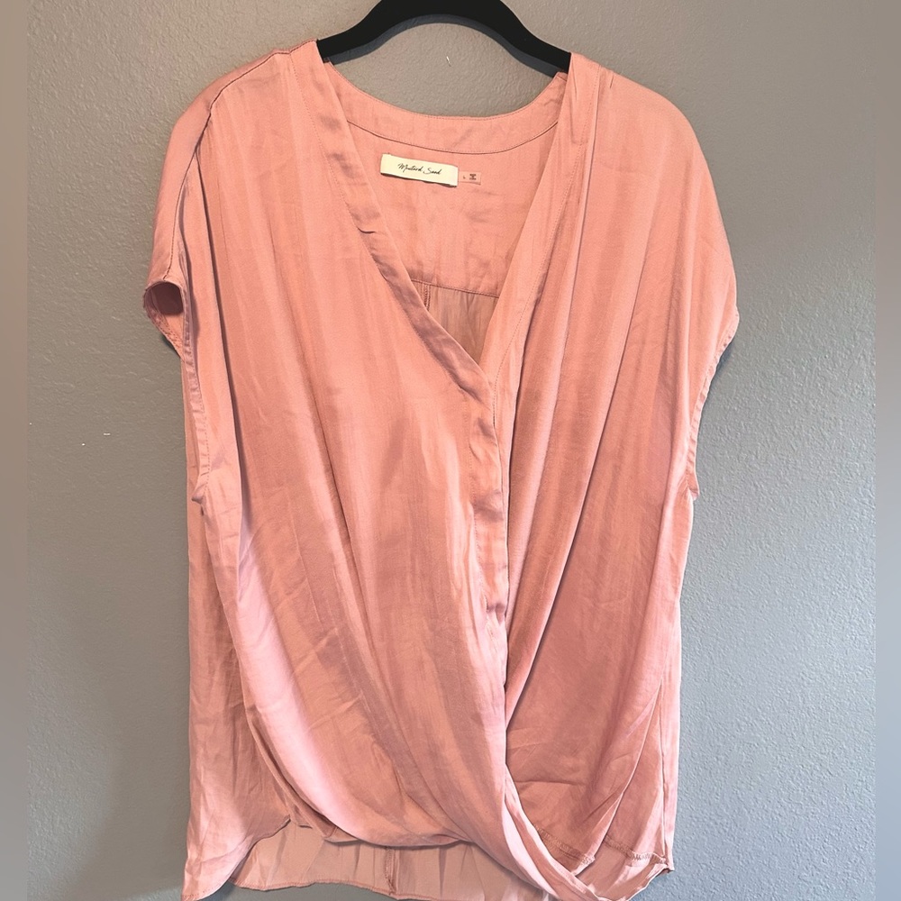 Forever 21 Women’s Wrapped Short Sleeve Top Large